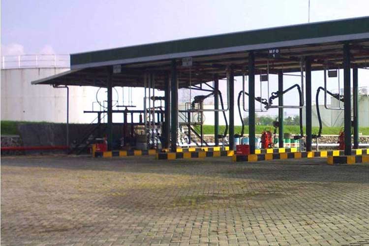 10 Tangki Timbun di Gresik