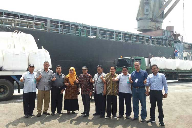 Kunjungan Pansus LKPJ DPRD Jatim ke Pelabuhan Probolinggo