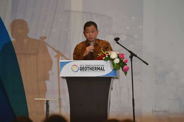 Dorong Pengembangan Sumber Energi Panas Bumi