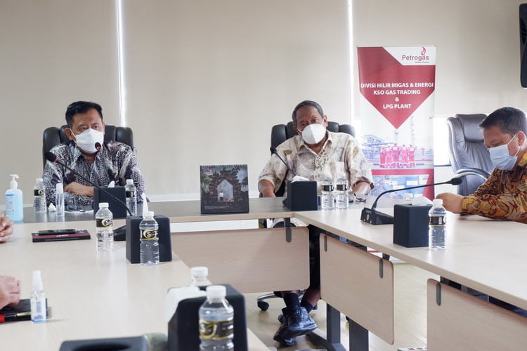 Pakta Integritas Insan Petrogas